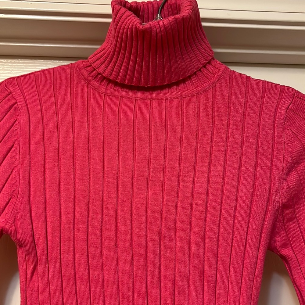 Soft Tneck Seeater- jr